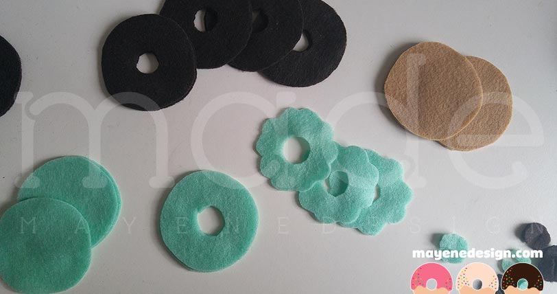 mintchocolatedonutbrooches-wip1